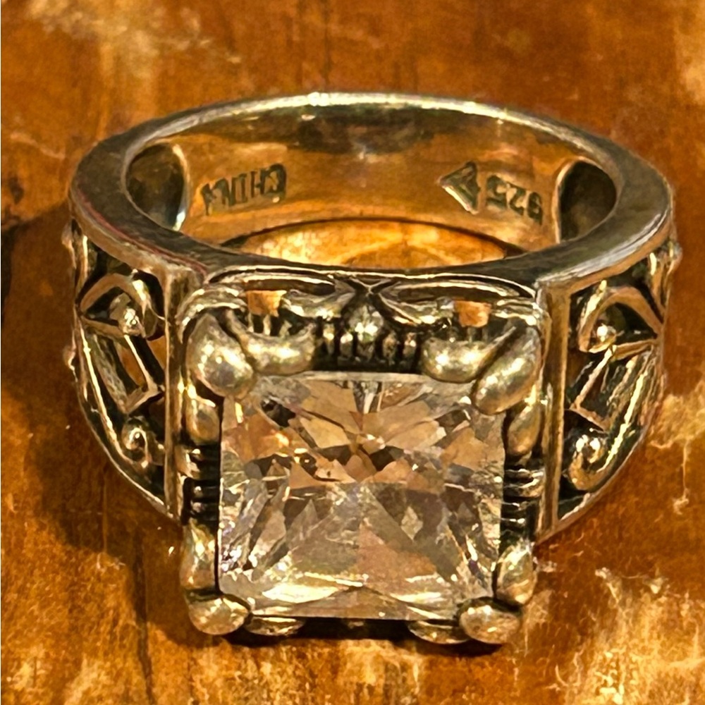 Slipada Sterling Silver Ring with CZ stone